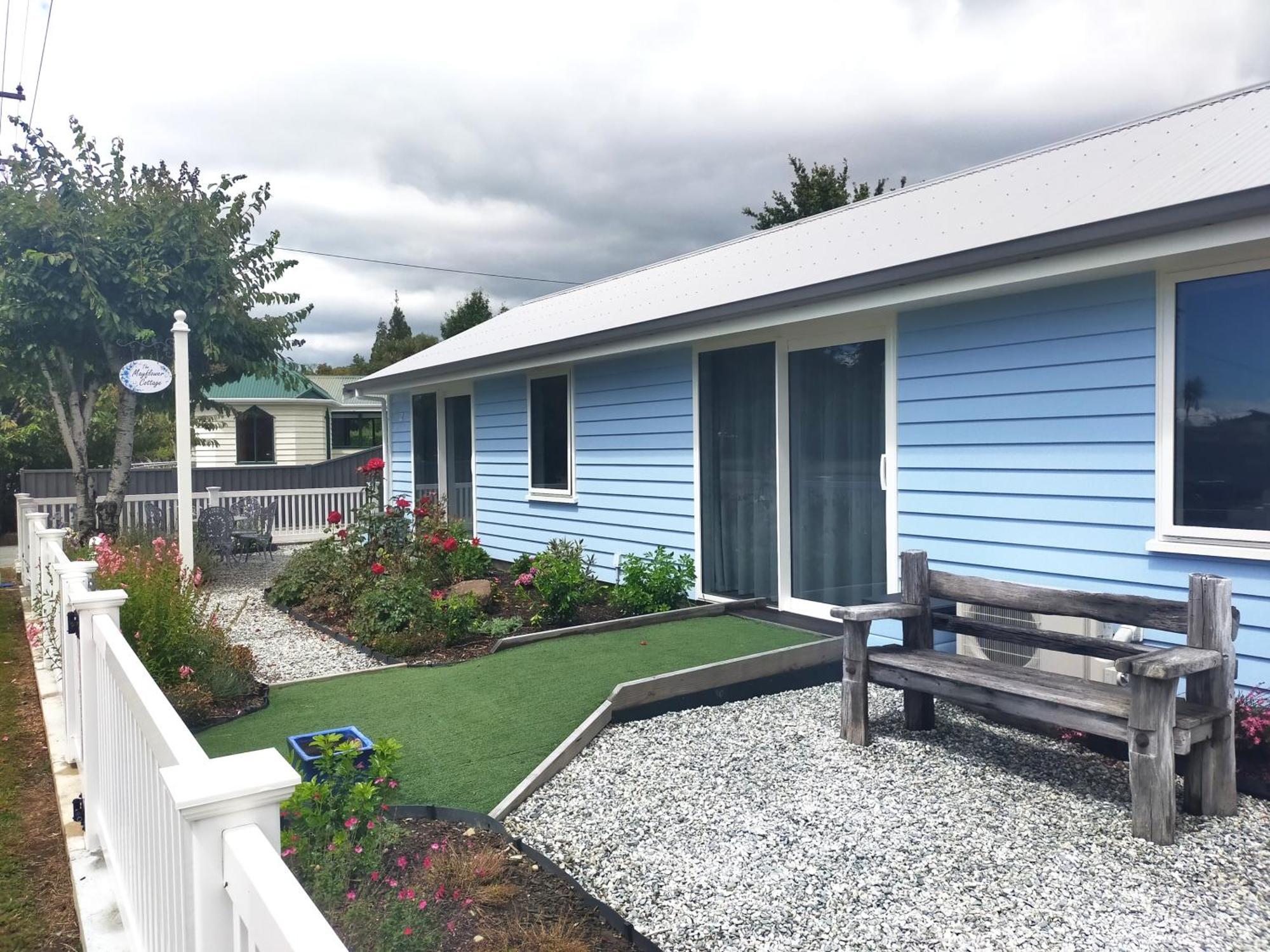 The Mayflower Cottage Te Anau Exterior foto